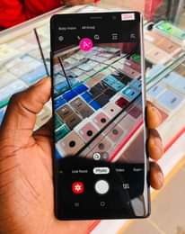 A picture of Samsung galaxy note 8
