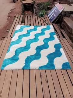 A picture of Centre carpet for sale