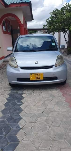 A picture of TOYOTA PASSO FULL AC TYRE ZOTE BOMBA KIMEKAZA SANA BEI
