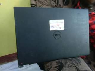 A picture of Dell laptop