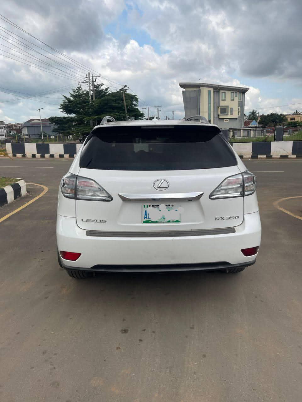 A picture of 2010 Lexus toyota