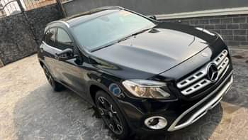 A picture of Just cleared Toks Mercedes Benz GLA250 2020 panoramic roof Hand