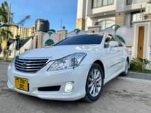 A picture of TOYOTA CROWN NEW MODEL FOR SALE 0712747229