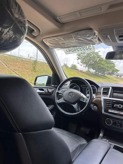 A picture of FOREIGN USED BENZ ML350