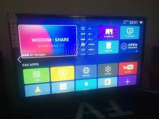 A picture of SMART PLUS TV 32 inches