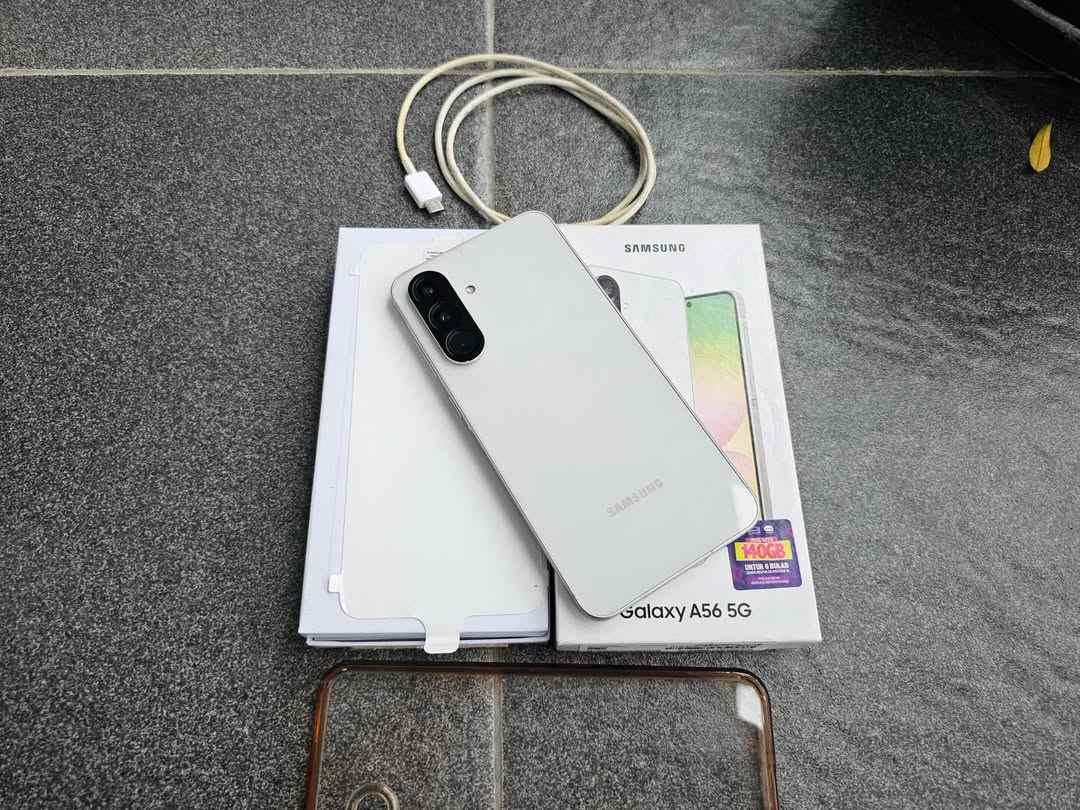 A picture of Samsung galaxy A56 5G At 560k Storage 256gb 12gb rm