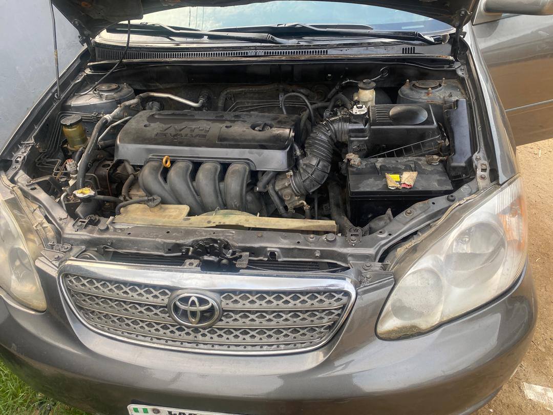 A picture of Toyota Corolla 2004