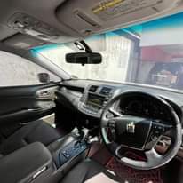 A picture of Price 16 Mil Contacts 0657262757 0620858707 0693556575 Toyota Crown Model
