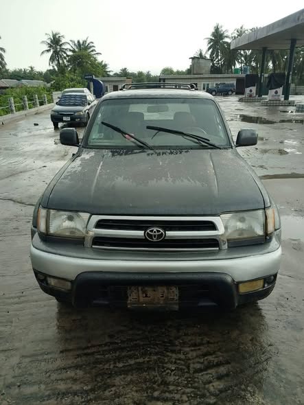 A picture of 4 runner automatic transmission working perfectly fine Dm 07015227957