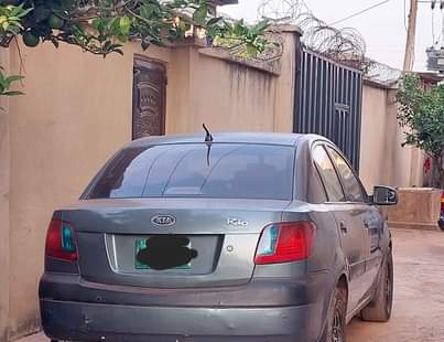 A picture of 08 Kia rio Automatc