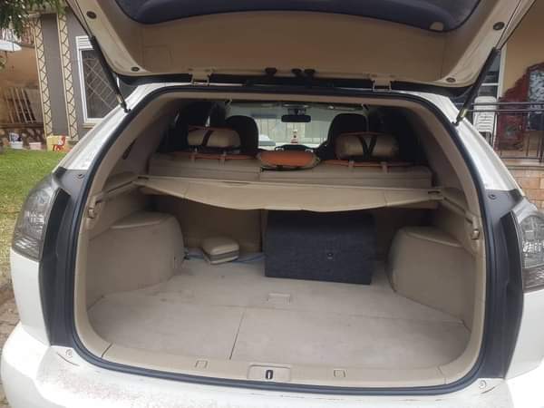 A picture of Harrier on sale 23M negotiable call 0756734564