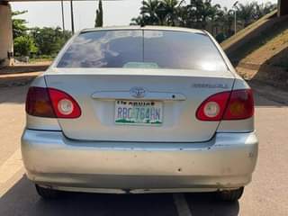 A picture of 2004 Toyota Corolla Le