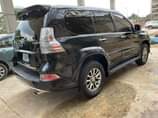 A picture of Lexus GX460 2018