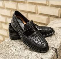 A picture of Classic men s gentle shoes
