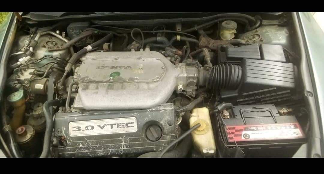 A picture of HONDA EOD V6 ENGINE AC GEAR BODY OKAY PRICE 1