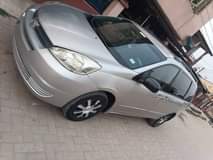 A picture of 2005 Toyota sienna