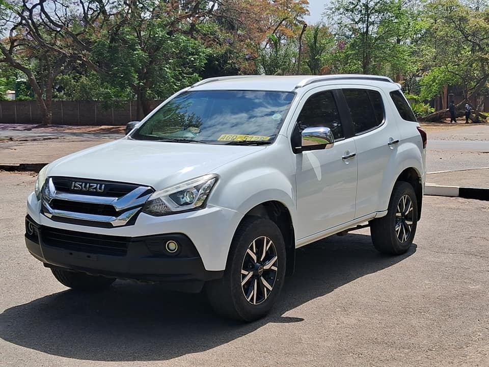 classifieds/cars isuzu