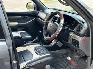 A picture of 2005 SUV 2005 Bado mno