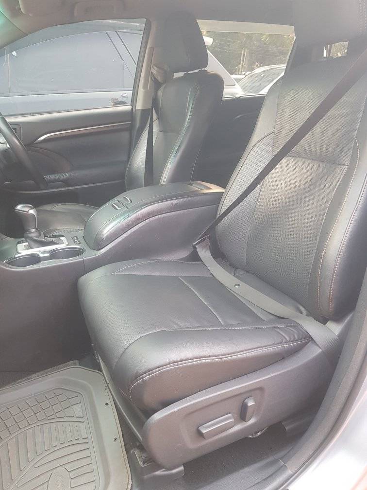 A picture of Toyota Kruger on sell