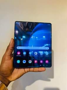 A picture of Samsung z fold5