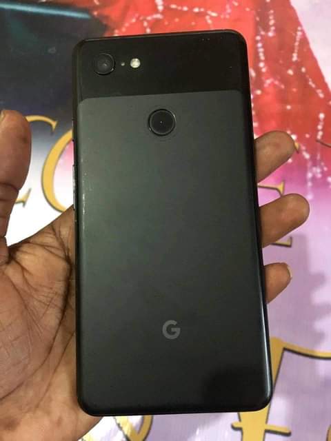 A picture of Google pixel 3xl Gb 128