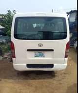 A picture of Hiace 2008 Engine and gear is perfect Ac is not