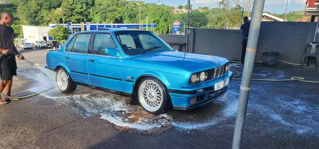 bmw e30