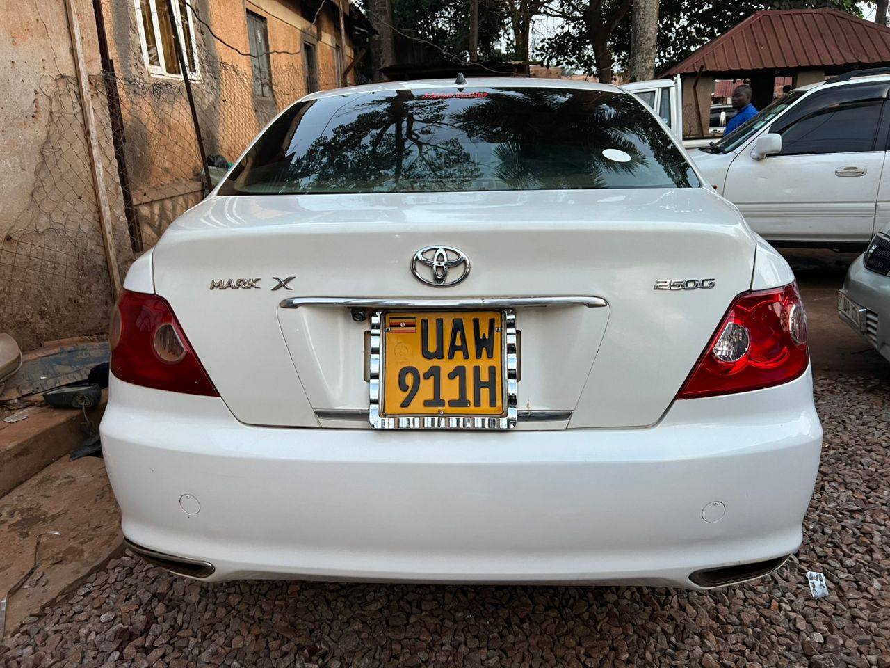 A picture of Toyota mark x