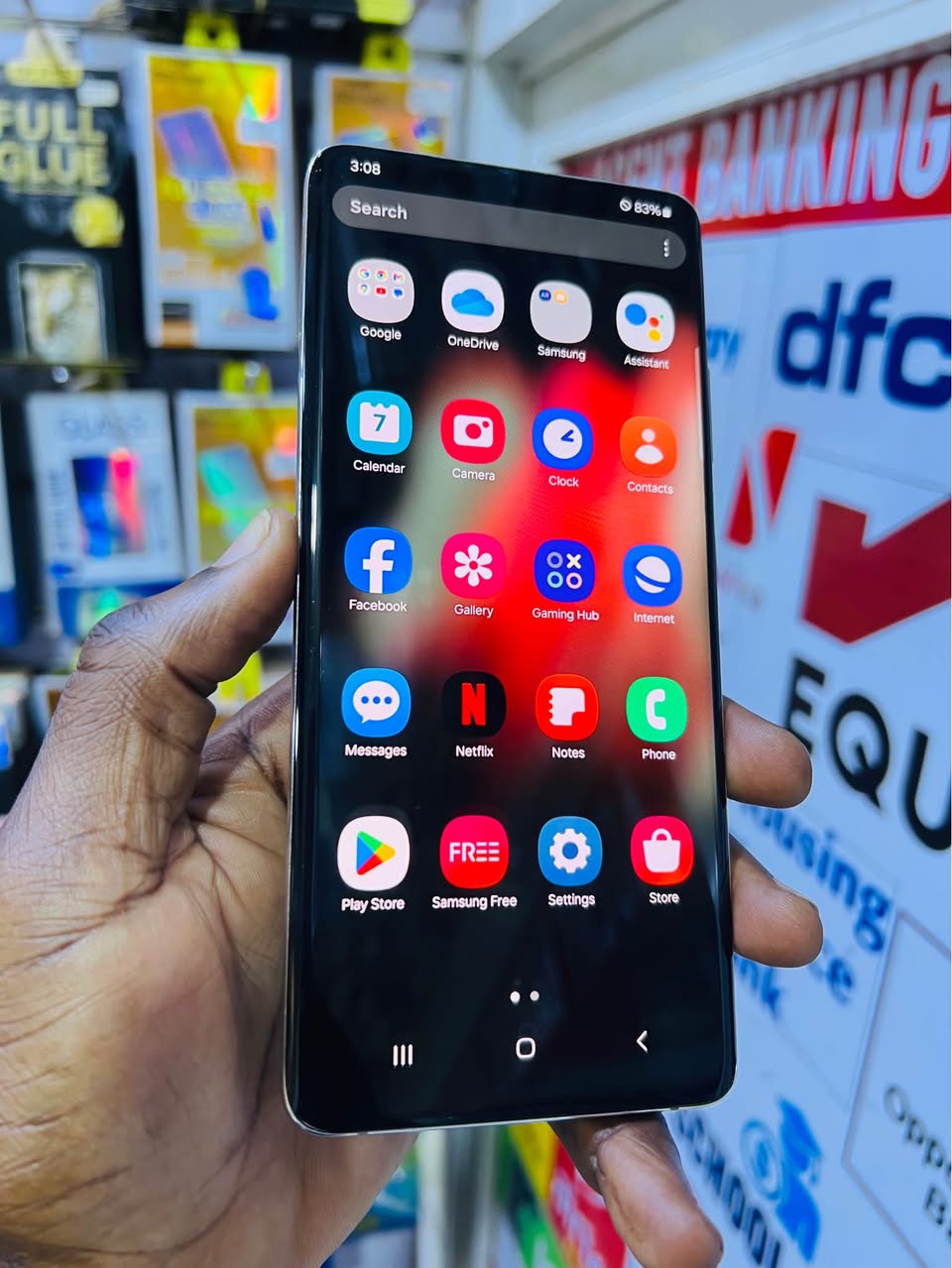 A picture of SAMSUNG S21 ULTRA 5G AT 700000