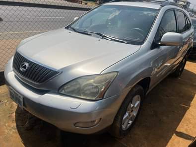 A picture of FASTEST FINGER Christmas Distress Awoof Super Clean First Body Lexus