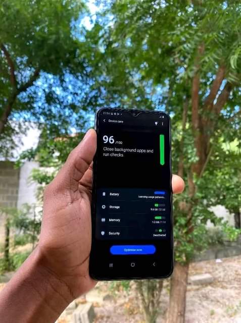 A picture of Samsung a10s