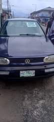 A picture of Golf 3 saloon for sale going 750k everything is working