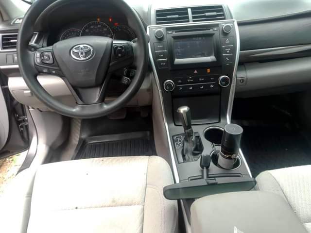 A picture of Tokunbo 2016 Toyota Camry LE accident free first body 2016