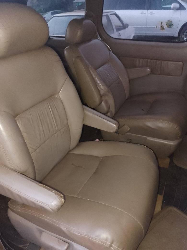 A picture of QUICK SALES NEATLY USED 2002 MODEL SIENNA