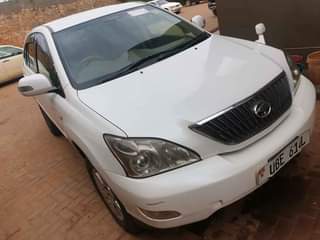 A picture of Toyota Harrier
