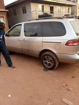 A picture of Toyota Sienna