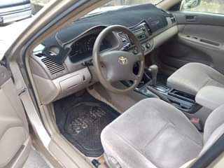 A picture of Sharp toks standard Toyota Camry 2004 moel