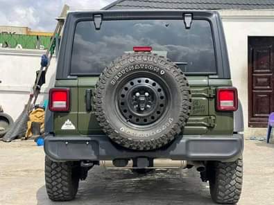 A picture of 2020 wrangler jeep Tokunbo 57m contact carlad enterprises on 09023762249.