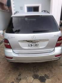 A picture of 2010 Mercedes Benz ML350 4matic
