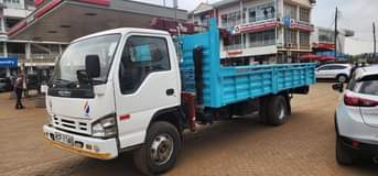 A picture of Isuzu NQR