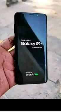 A picture of S