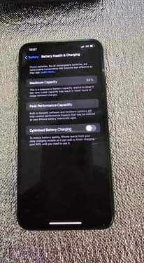 A picture of Iphone 11 Pro max 256gb