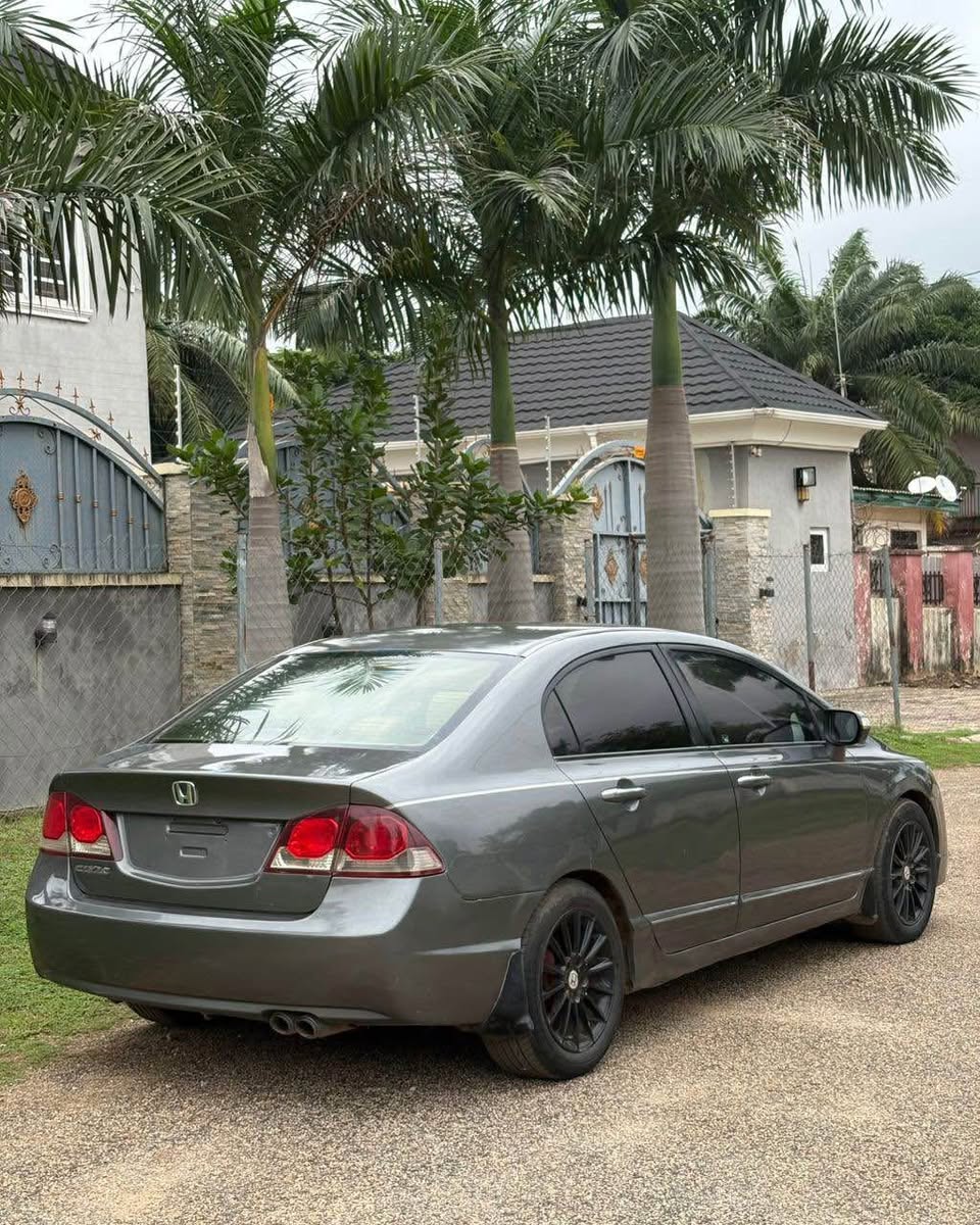 A picture of Honda Civic 2008