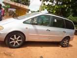A picture of Volkswagen sharan bus