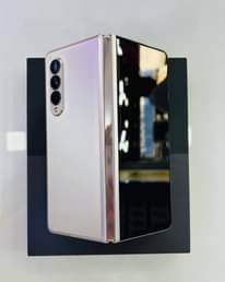 A picture of Samsung fold 3 1 9m call on 0753430863