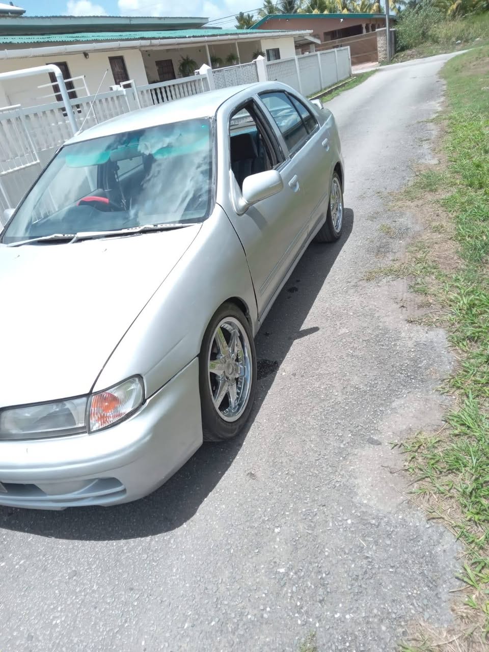 nissan b14