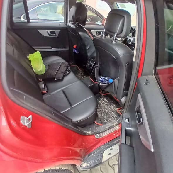 A picture of Clean distress GLK