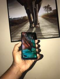 A picture of Samsung and iPhone
