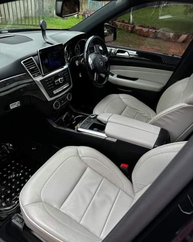 A picture of 115 Million 4Matic Petrol WhatsApp 0776 245142