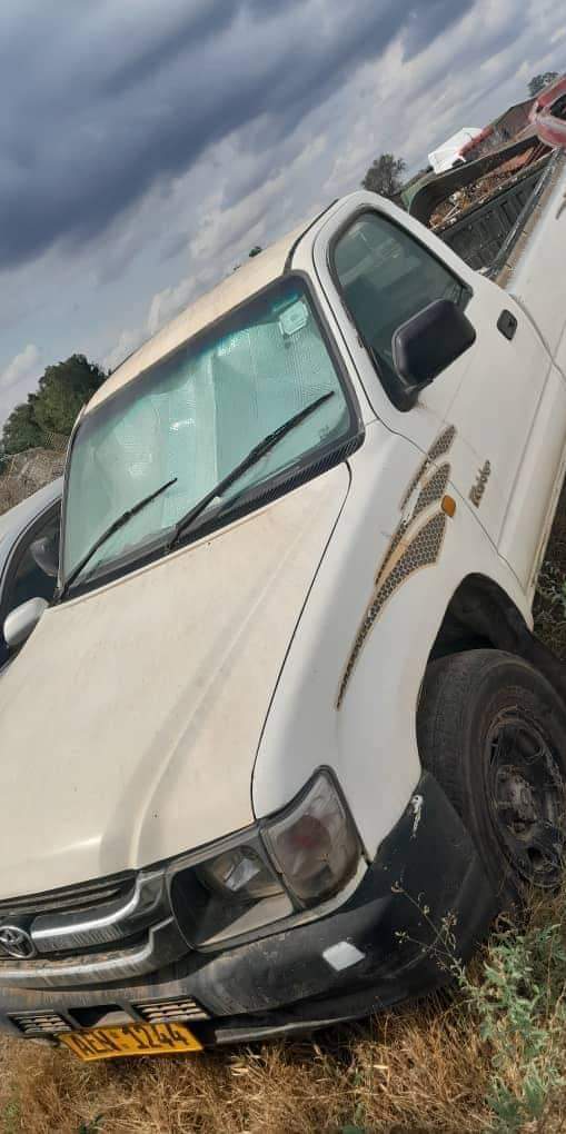 used toyota hilux